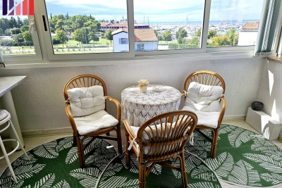 APARTMENT FOR SALE WITH SEA VIEW - NOVIGRAD - ISTRIA