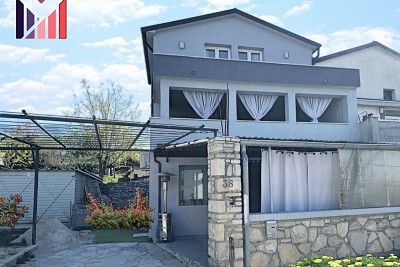 HAUS ZUM VERKAUF – UMAG (UMGEBUNG MATERADA) – MEER- UND GRÜNBLICK – GELEGENHEIT